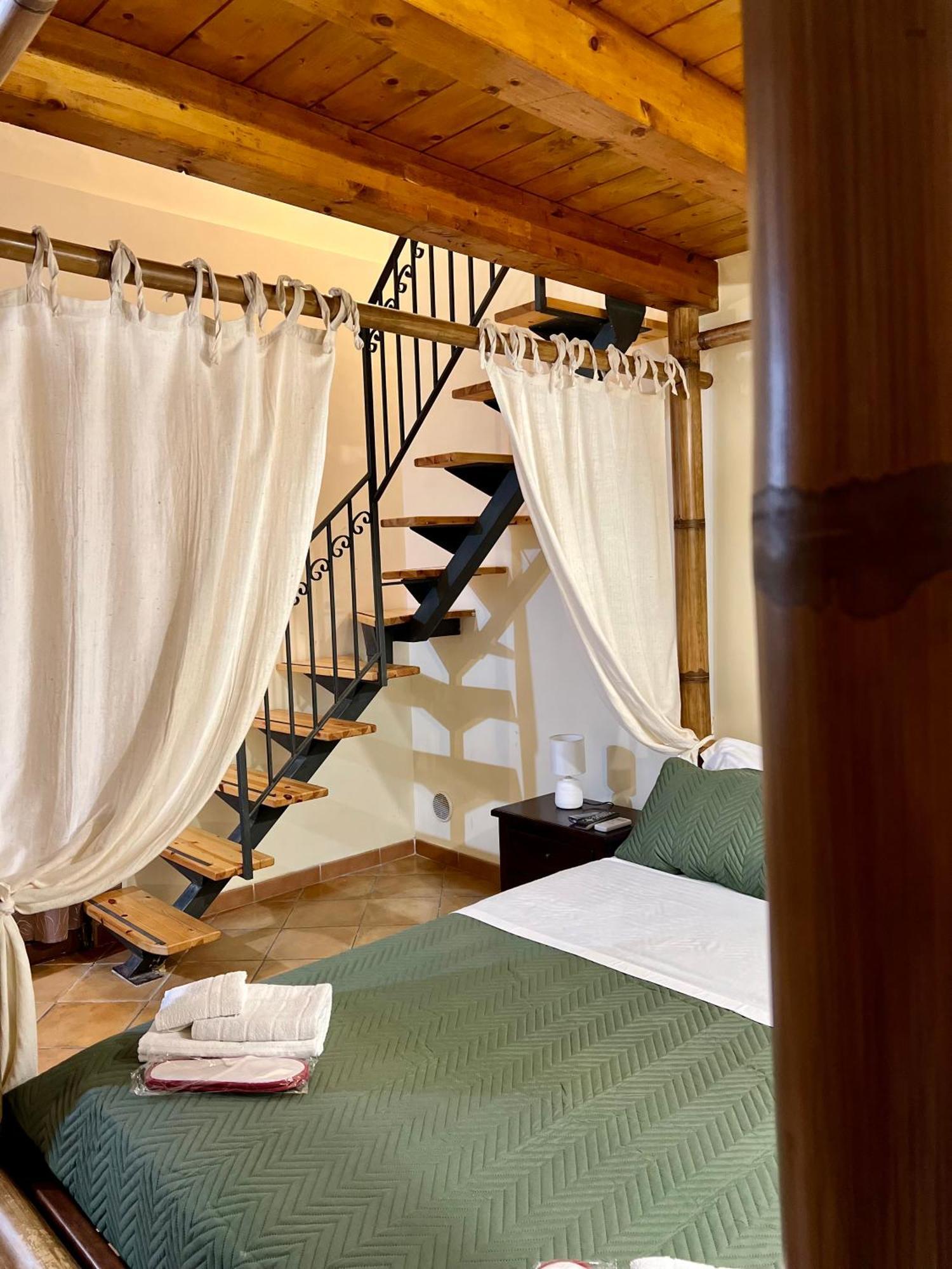 B&B Antico Caricatore Шака Екстериор снимка
